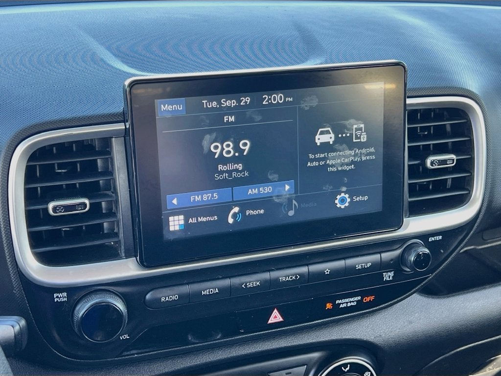 2021 Hyundai VENUE SE