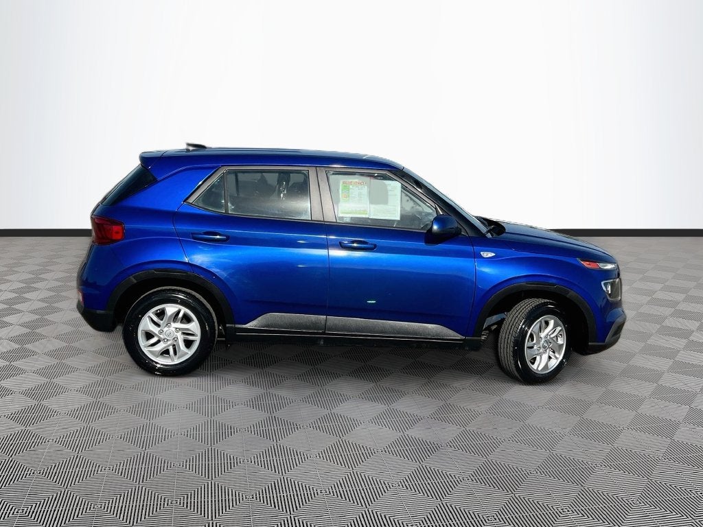 2021 Hyundai VENUE SE