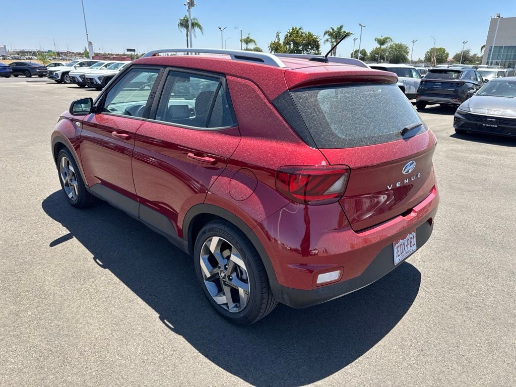 2025 Hyundai VENUE SEL