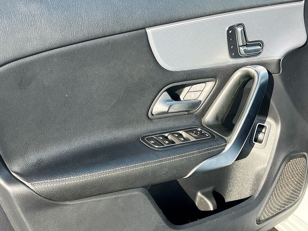 2021 Mercedes-Benz A-Class A 220