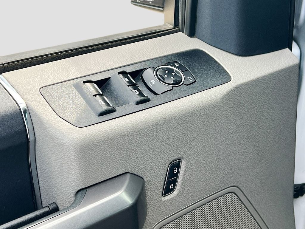 2022 Ford F-350SD XLT DRW