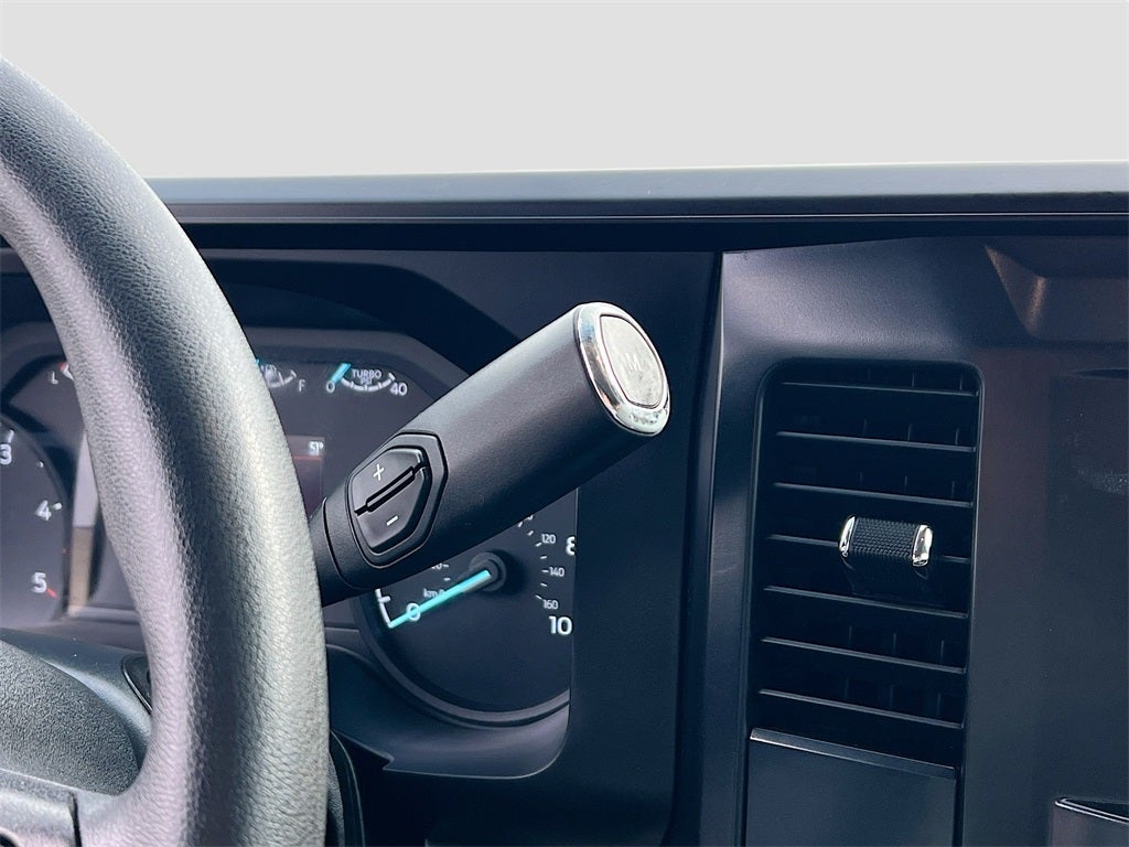 2025 Ford F-350SD XLT DRW