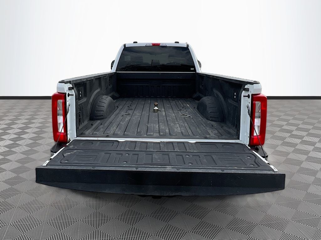 2025 Ford F-350SD XLT DRW