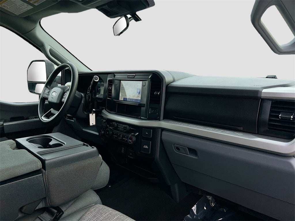 2025 Ford F-350SD XLT DRW