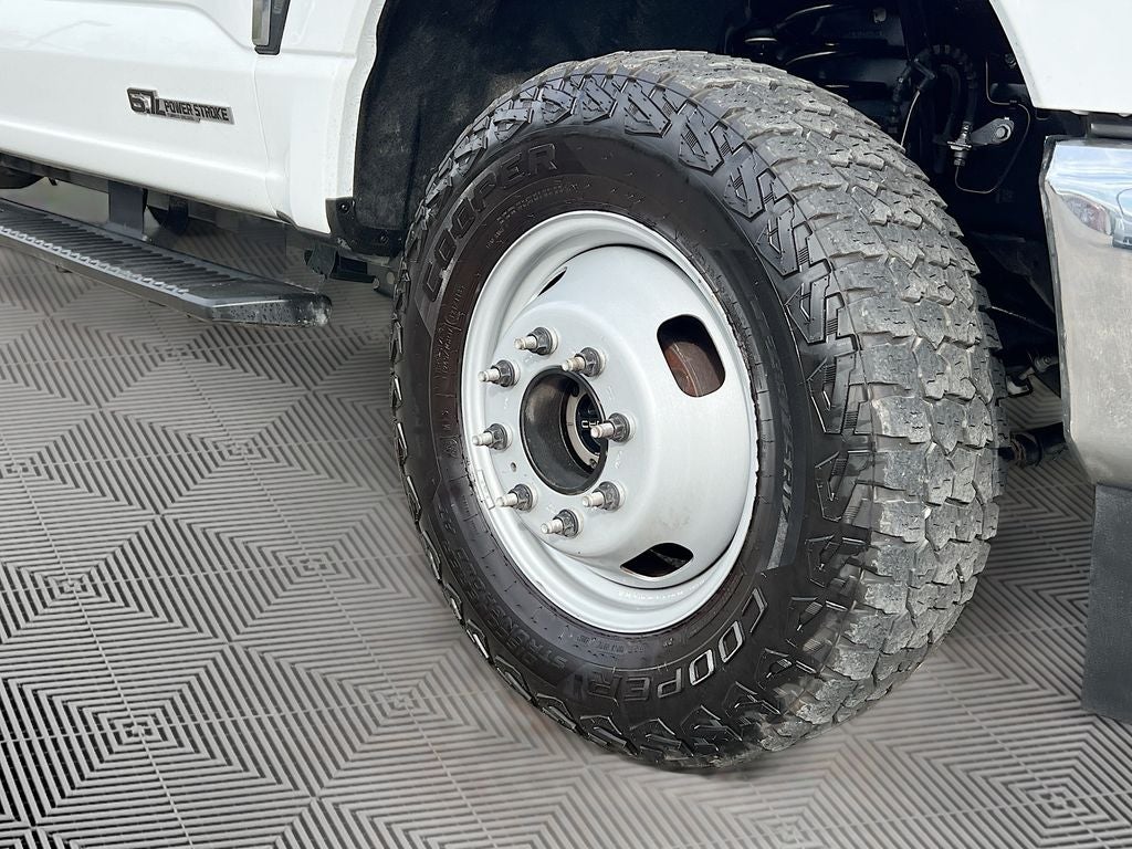 2025 Ford F-350SD XLT DRW