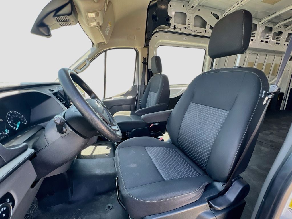 2022 Ford E-Transit-350 Base