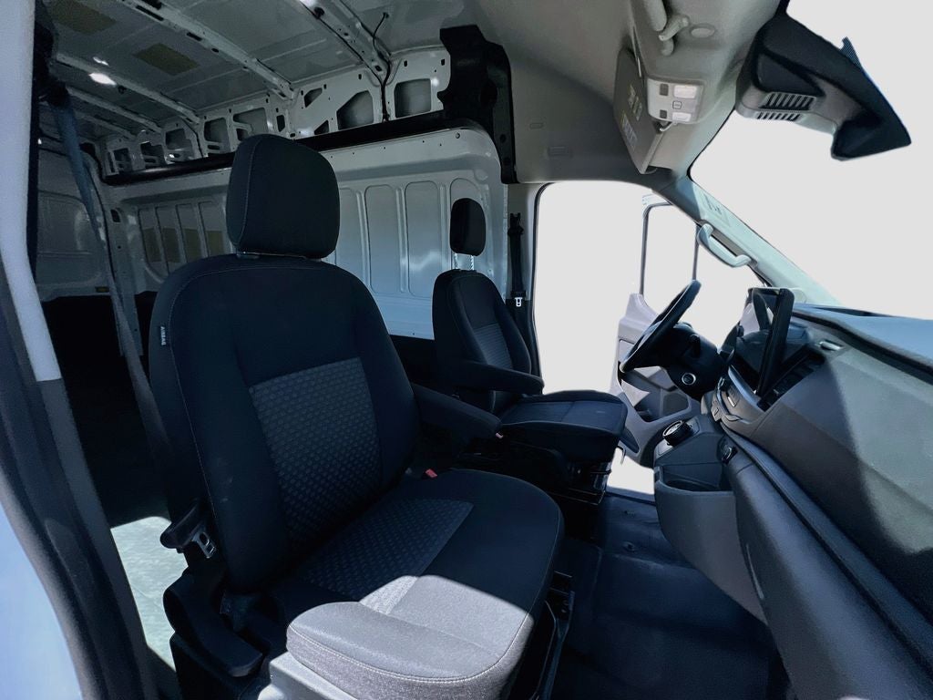 2022 Ford E-Transit-350 Base