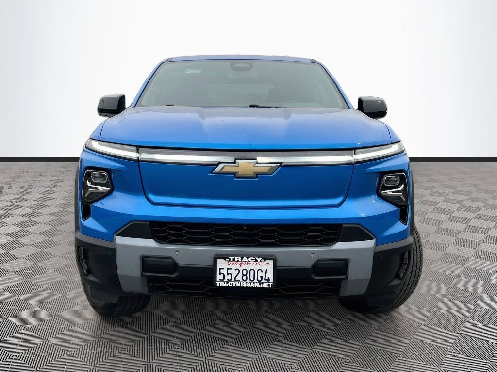2025 Chevrolet Silverado EV LT