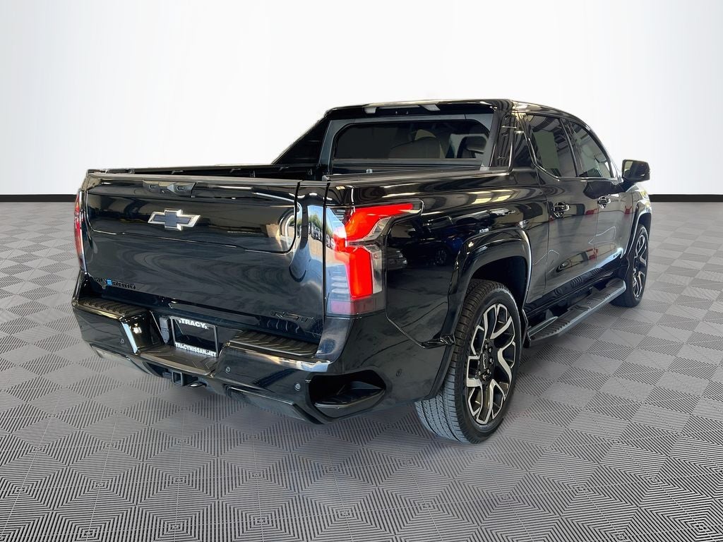 2024 Chevrolet Silverado EV RST
