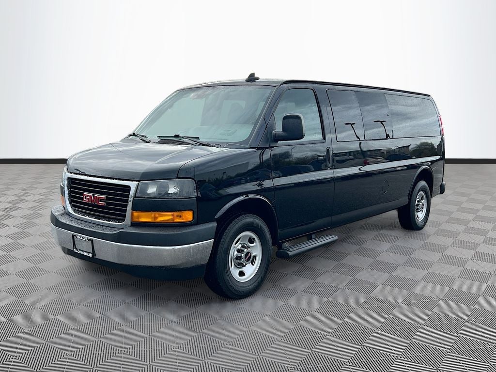 2022 GMC Savana 3500 LT