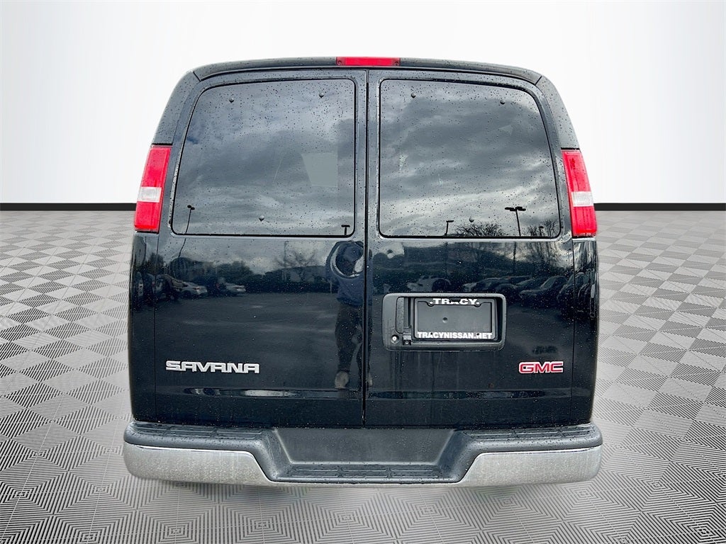 2022 GMC Savana 3500 LT