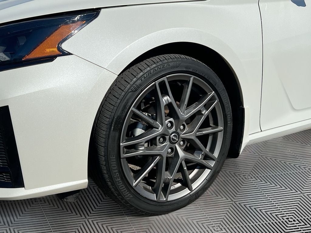 2023 Nissan Altima 2.0 SR