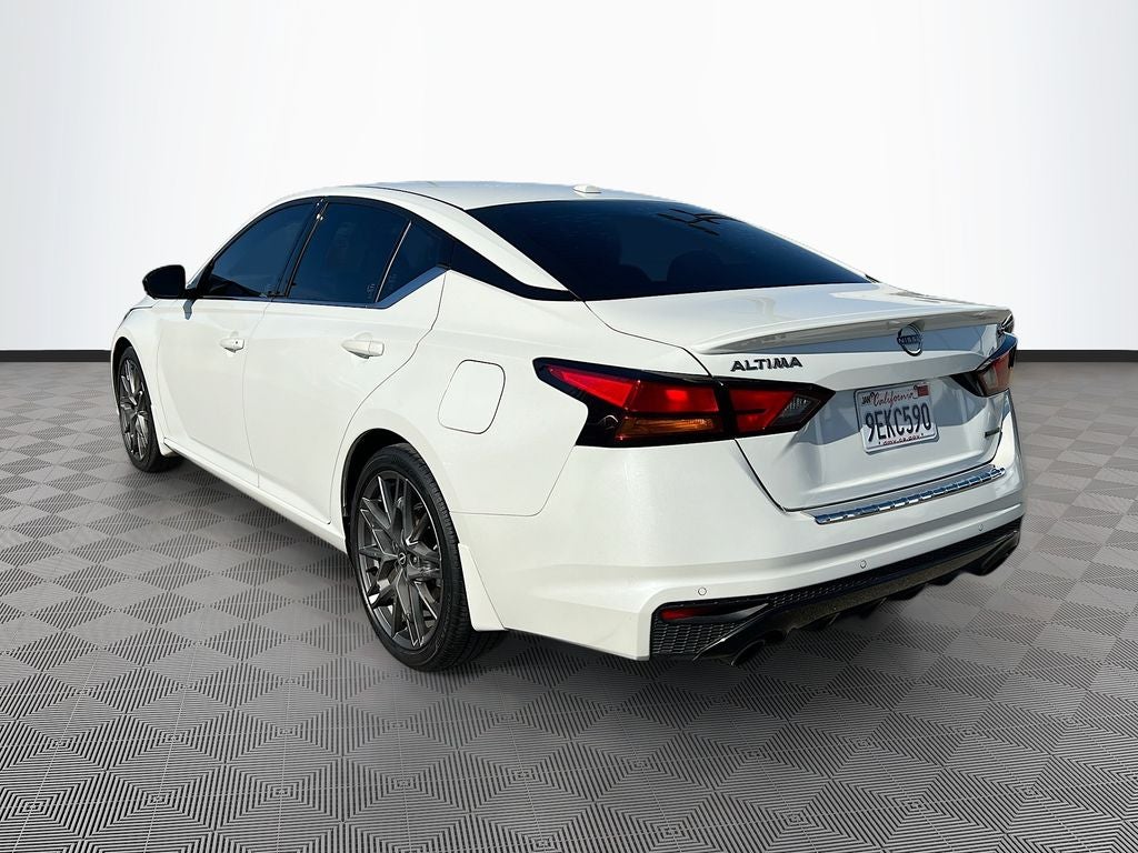 2023 Nissan Altima 2.0 SR