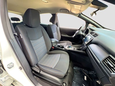 2025 Nissan Leaf S