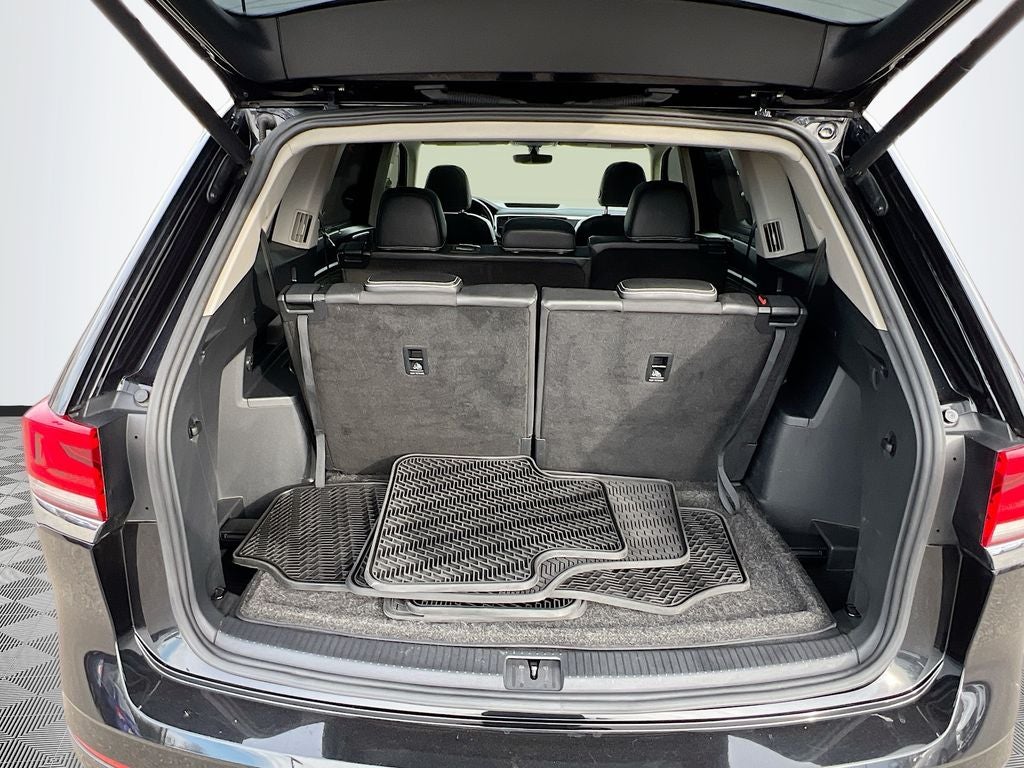 2021 Volkswagen Atlas 3.6L V6 SE w/Technology R-Line