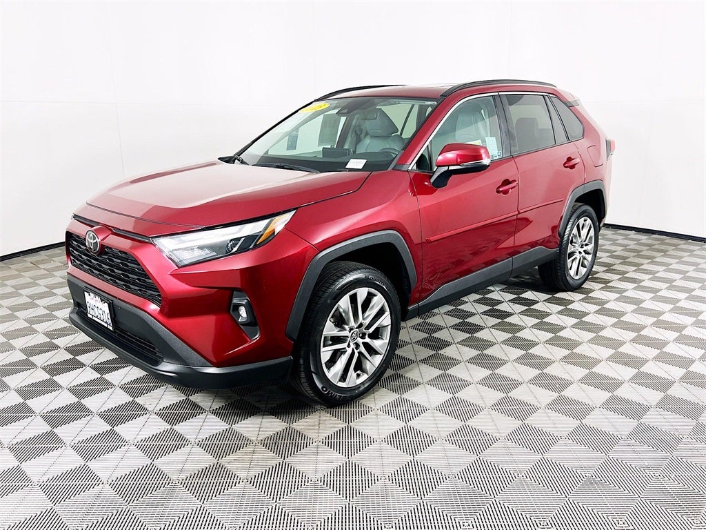 2023 Toyota RAV4 XLE Premium