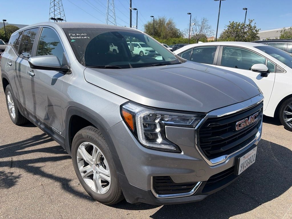 2024 GMC Terrain SLE