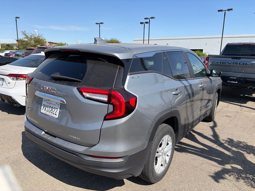 2024 GMC Terrain SLE