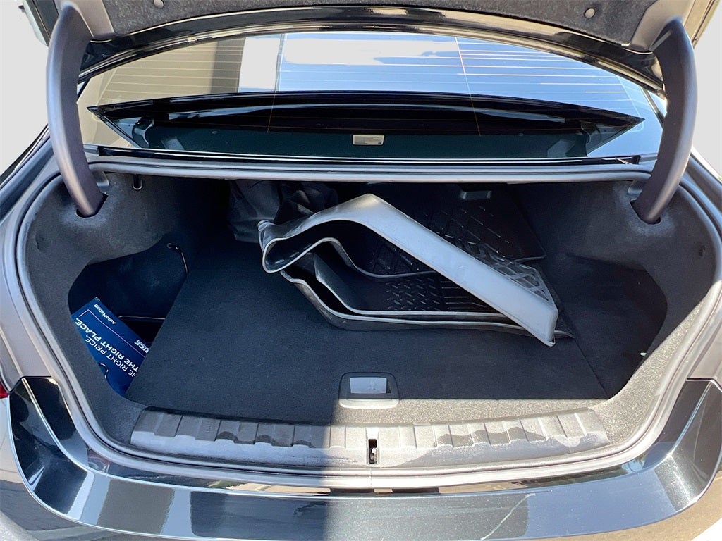 2023 BMW 3 Series 330e iPerformance