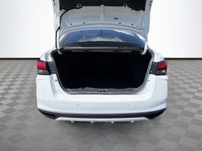 2024 Nissan Versa 1.6 S
