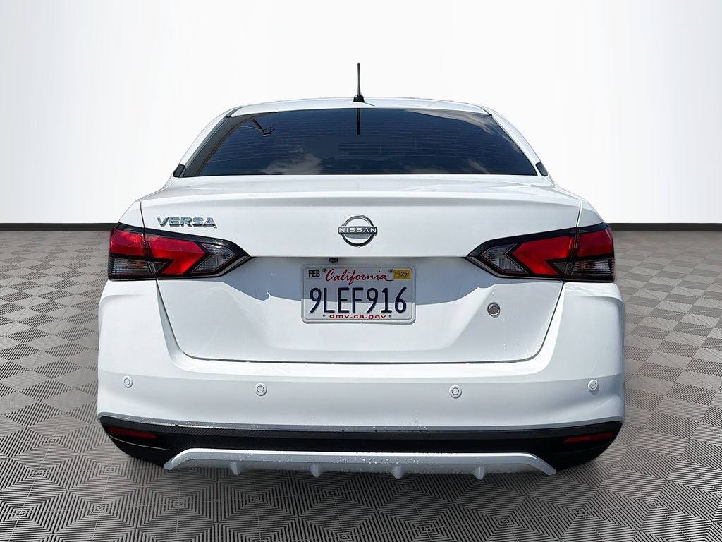 2024 Nissan Versa 1.6 S