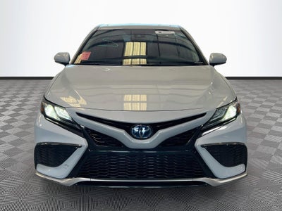 2022 Toyota Camry Hybrid XSE