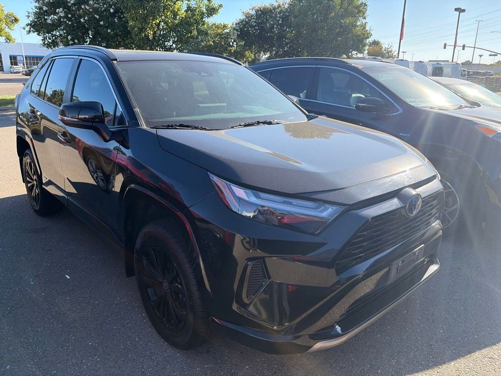 2022 Toyota RAV4 Hybrid SE