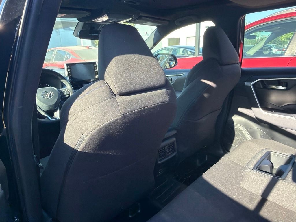 2022 Toyota RAV4 Hybrid SE