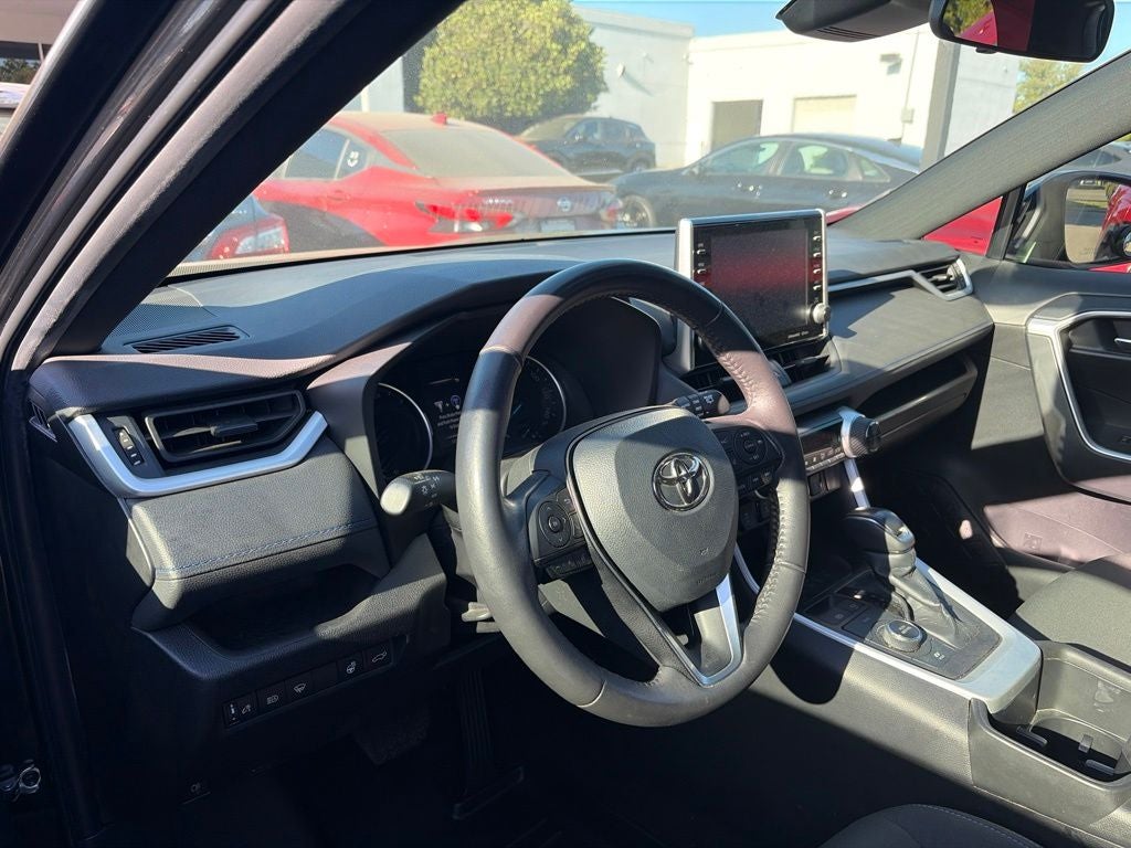 2022 Toyota RAV4 Hybrid SE
