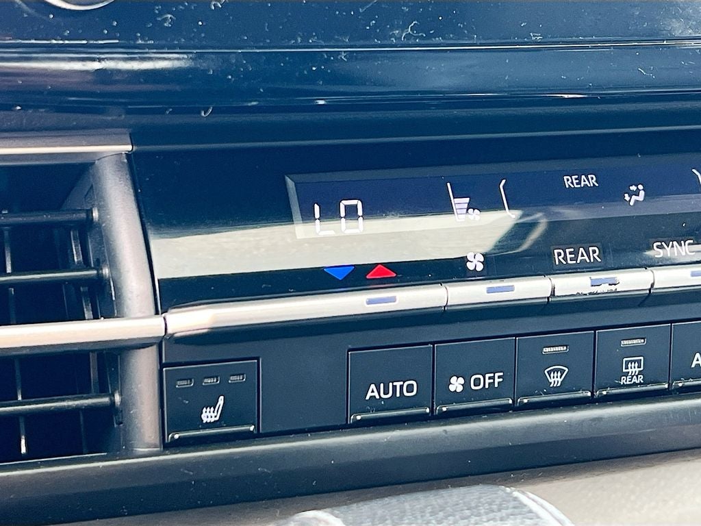 2023 Toyota Sienna XLE 7 Passenger