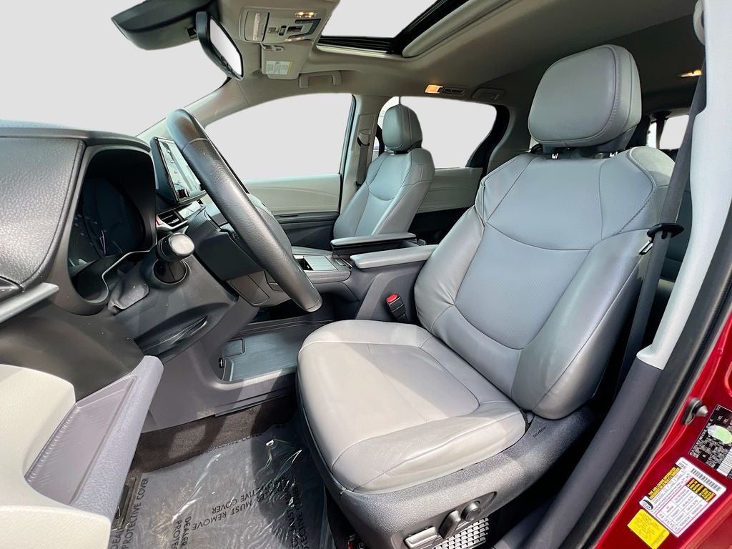 2023 Toyota Sienna XLE 7 Passenger