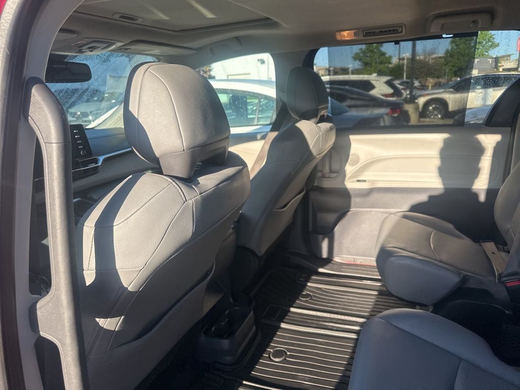 2023 Toyota Sienna XLE 7 Passenger