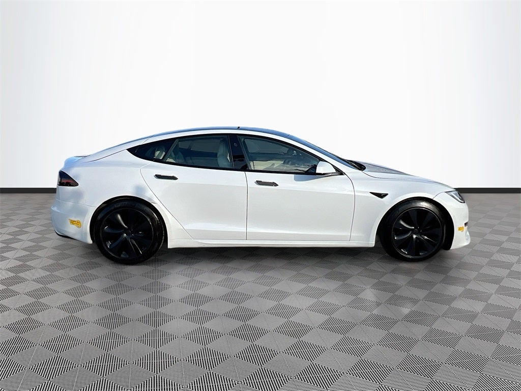 2022 Tesla Model S Base