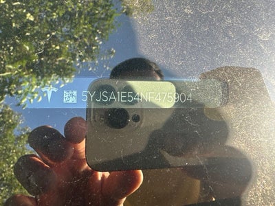 2022 Tesla Model S Base