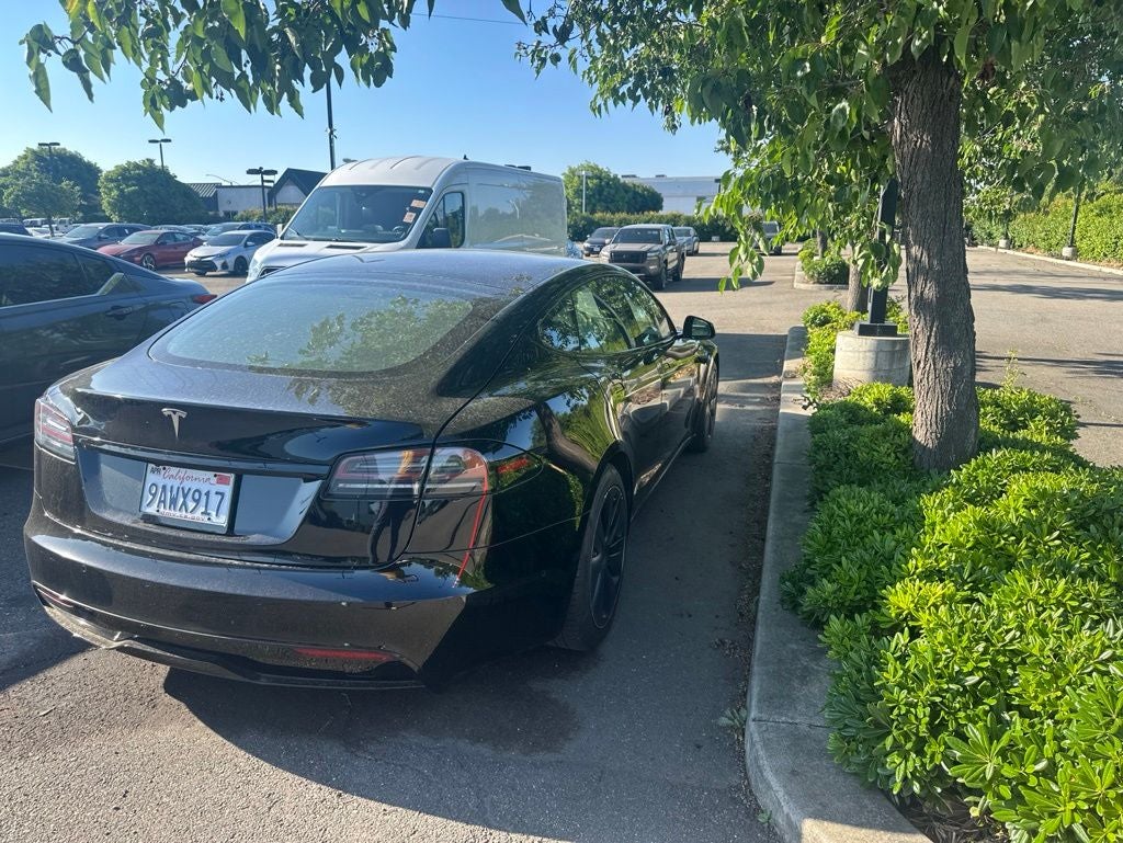 2022 Tesla Model S Base