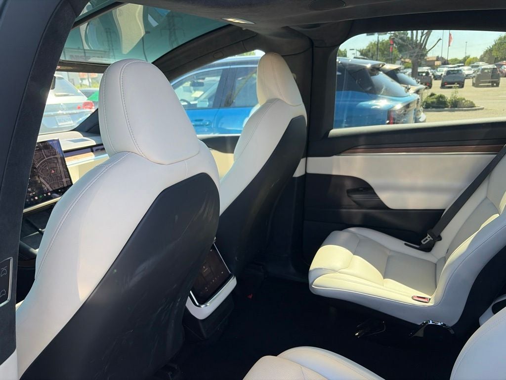 2022 Tesla Model X Base