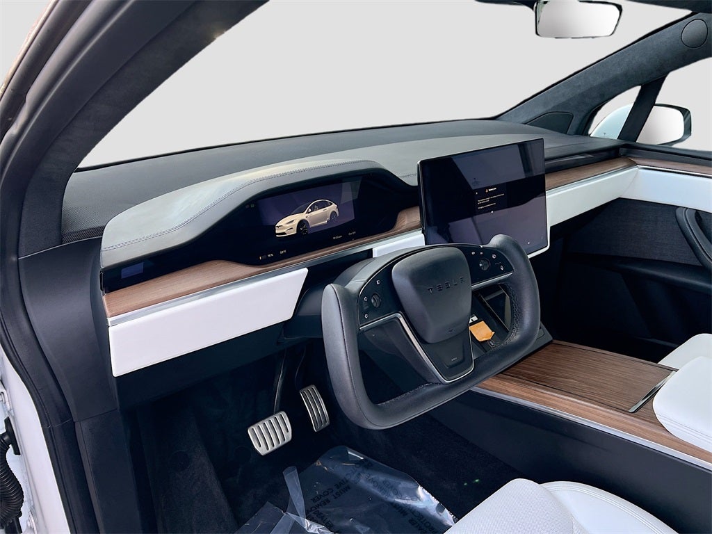 2022 Tesla Model X Base