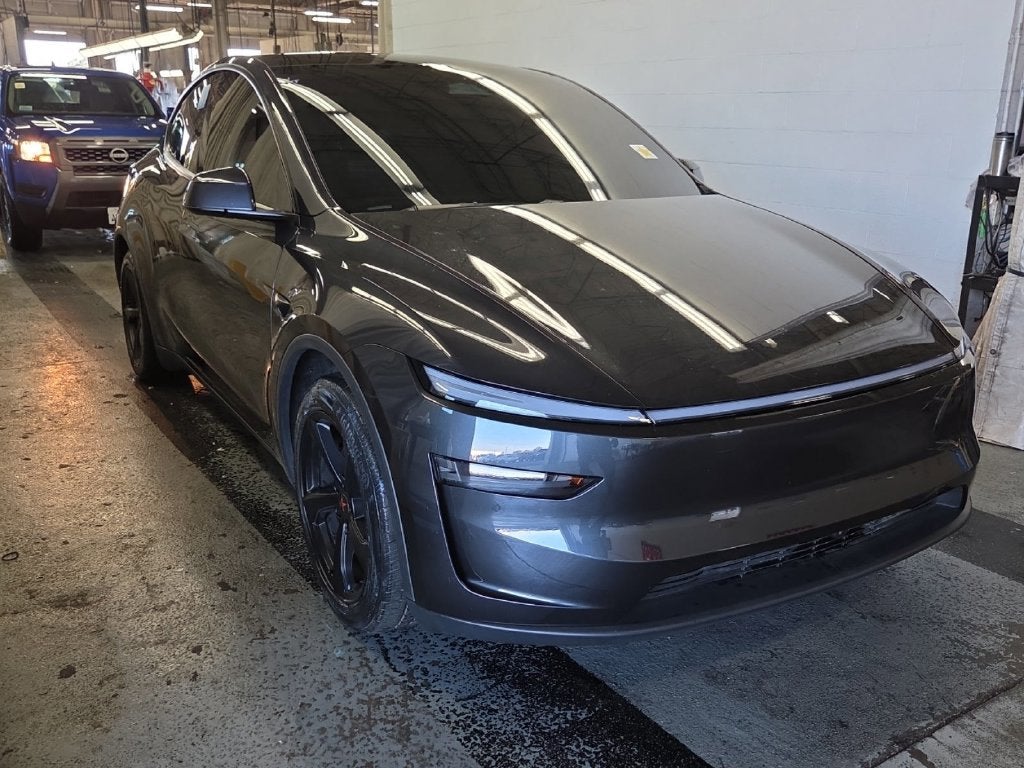 2026 Tesla Model Y Premium