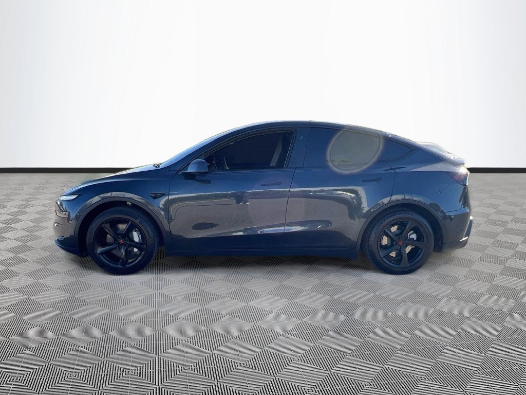 2026 Tesla Model Y Premium