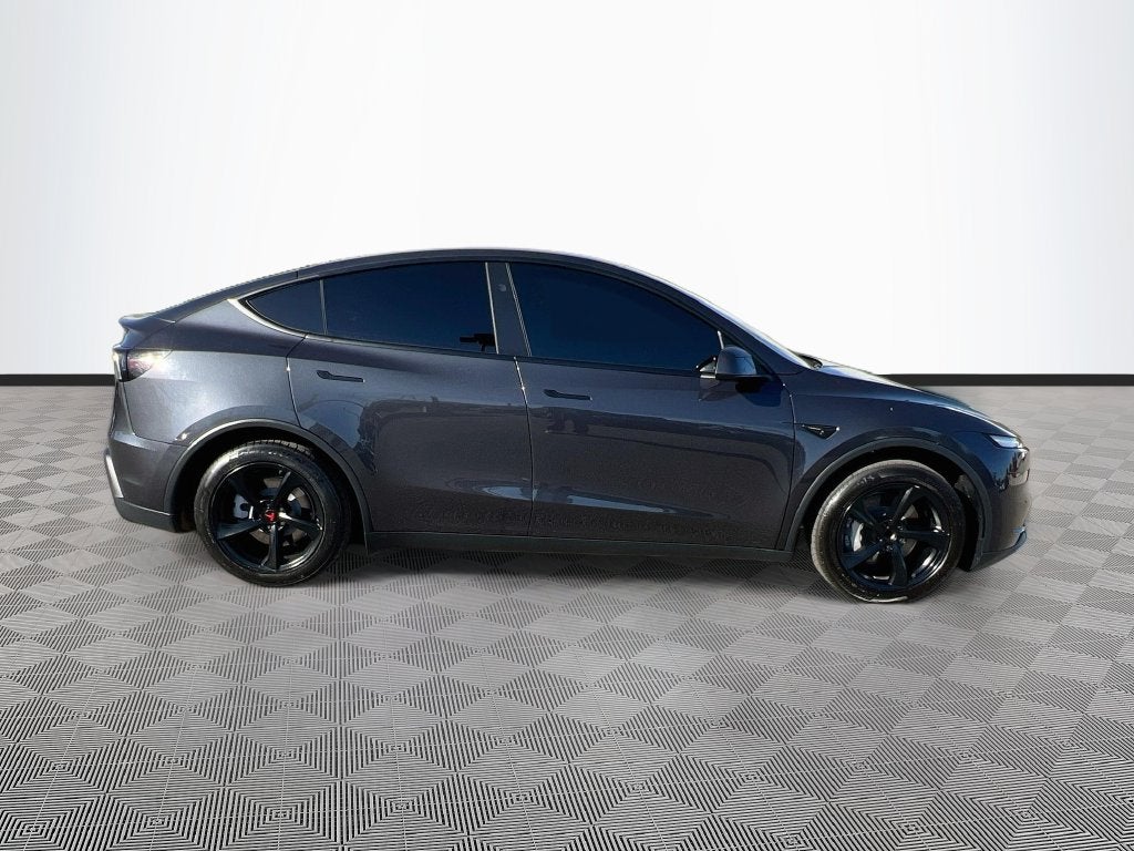 2026 Tesla Model Y Premium