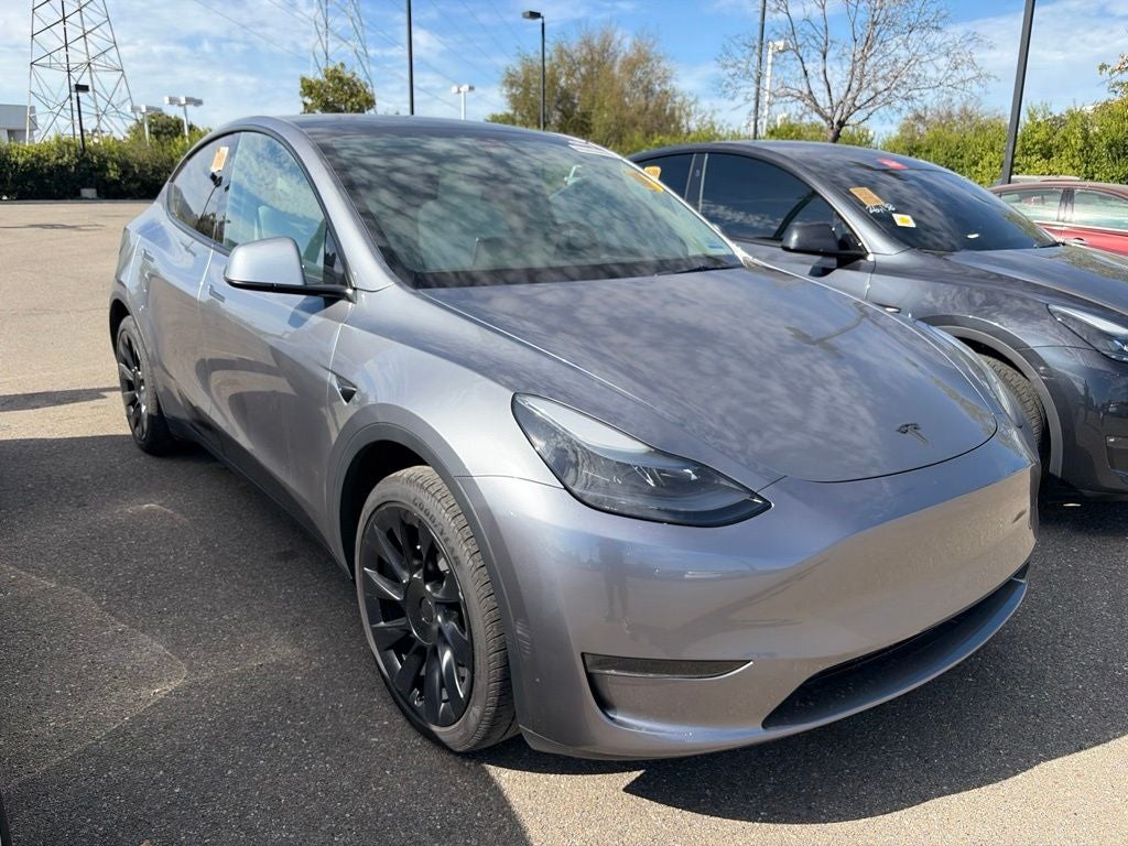 2025 Tesla Model Y Long Range
