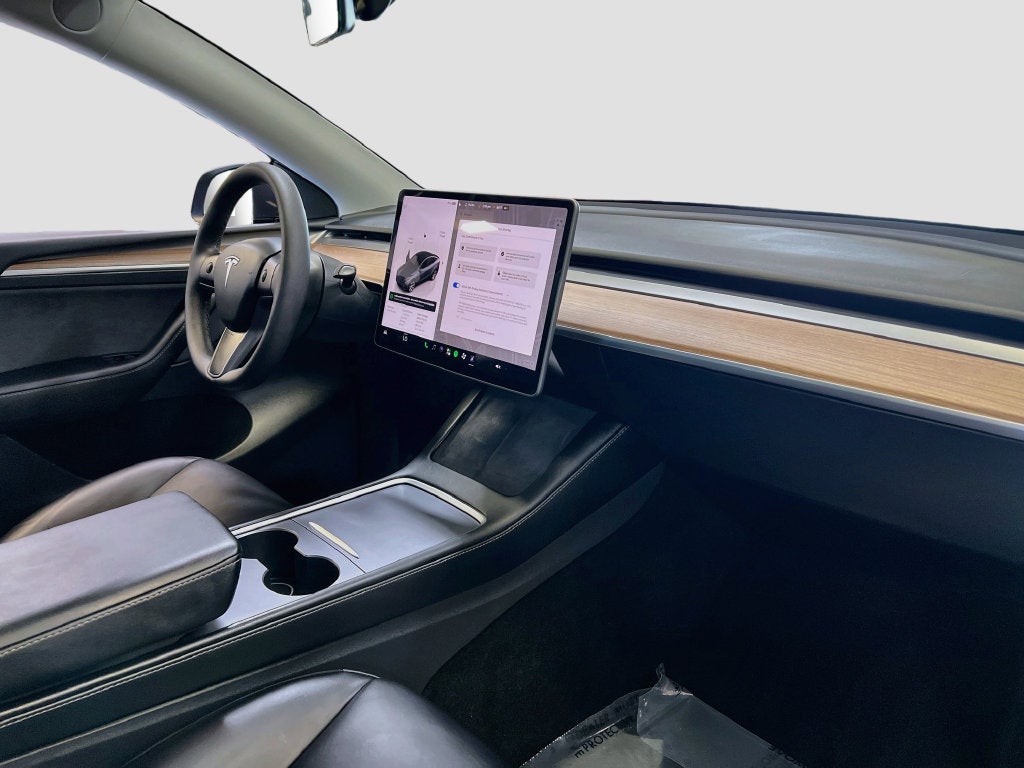 2023 Tesla Model Y Standard Range