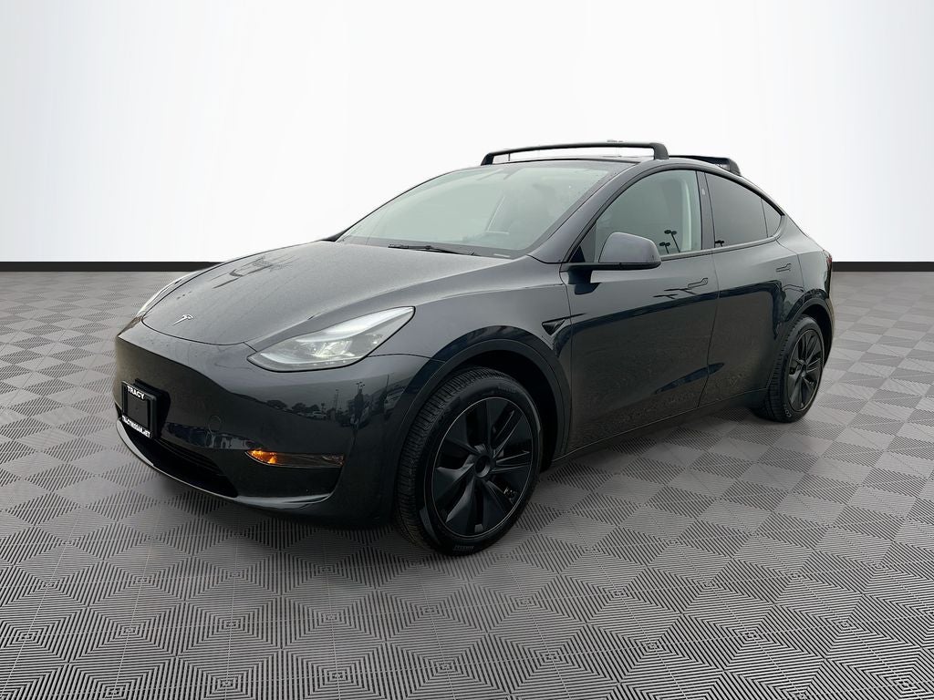2025 Tesla Model Y Long Range