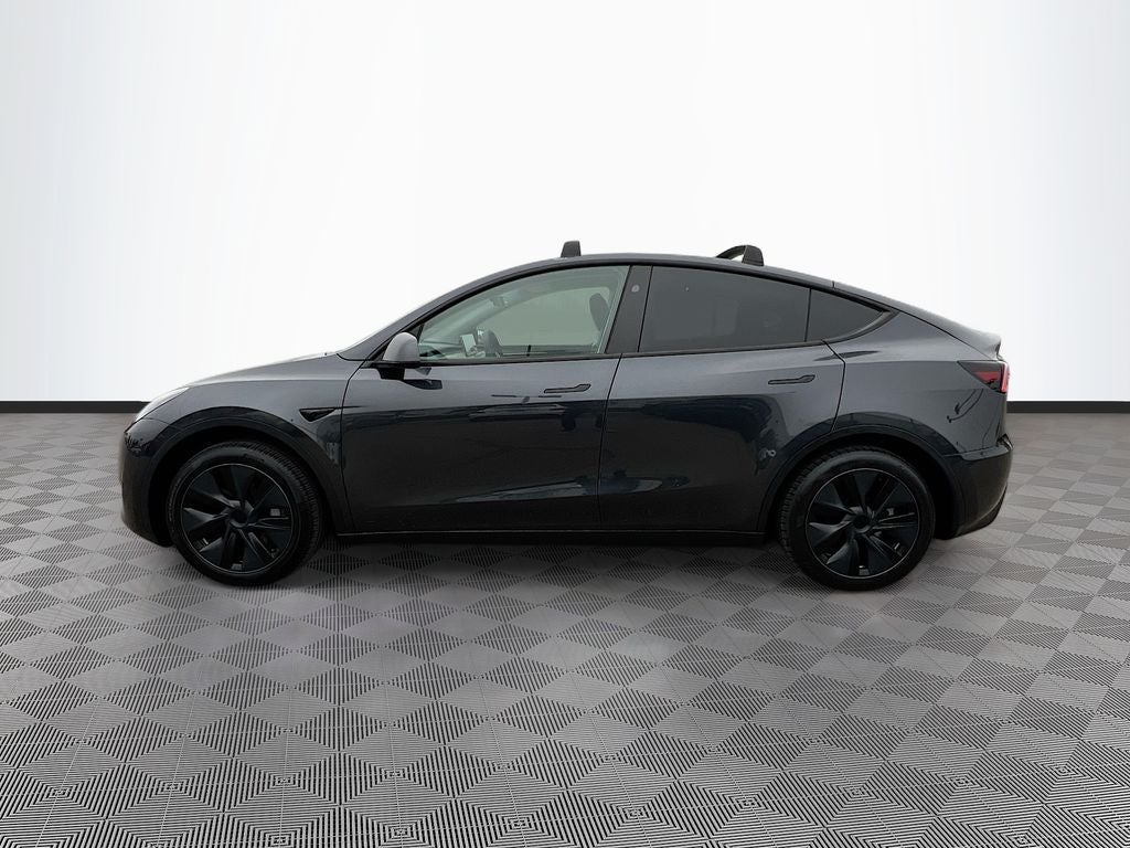 2025 Tesla Model Y Long Range