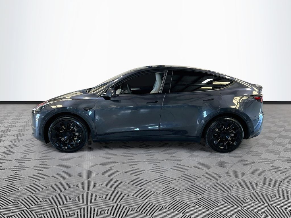 2025 Tesla Model Y Long Range