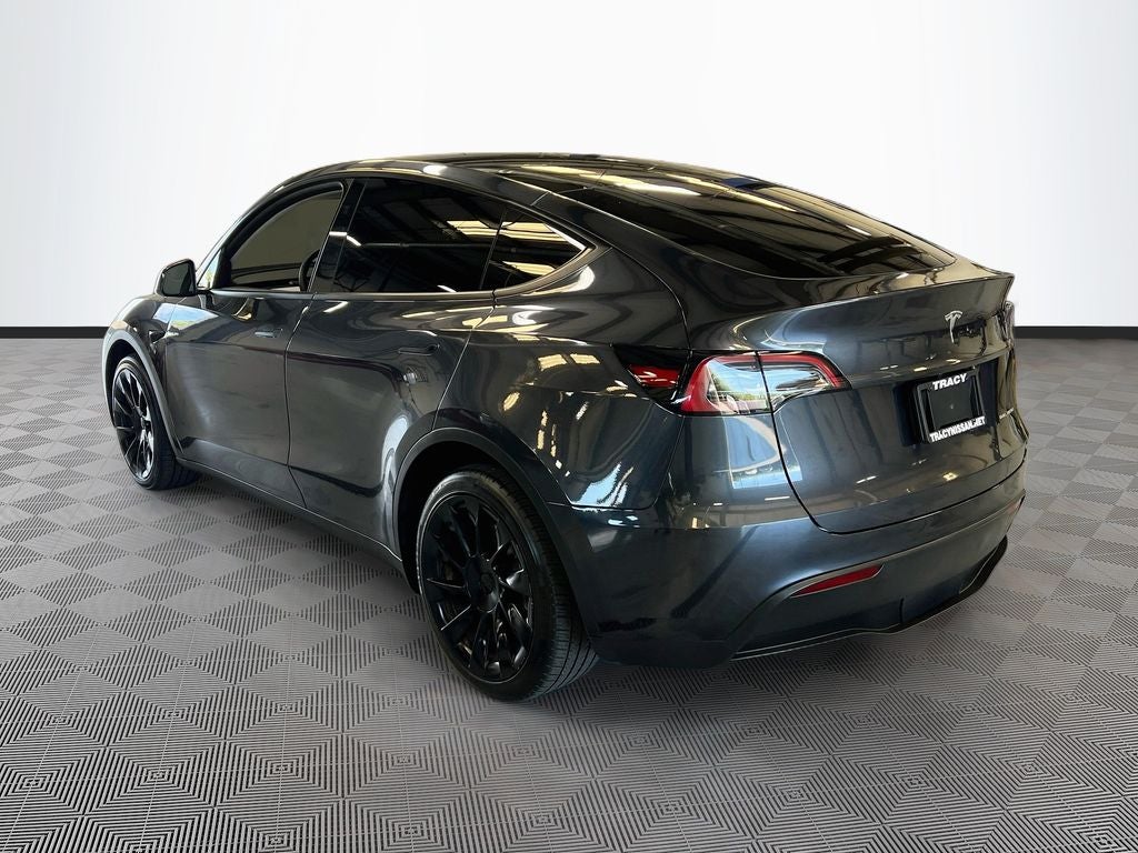 2025 Tesla Model Y Long Range