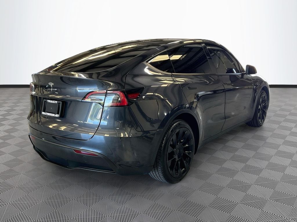 2025 Tesla Model Y Long Range