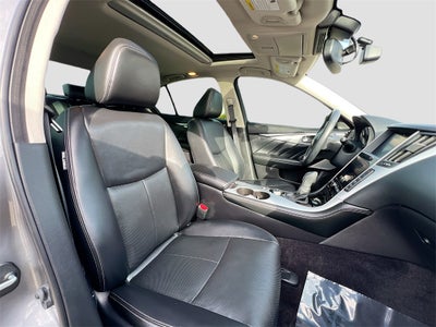 2023 INFINITI Q50 LUXE