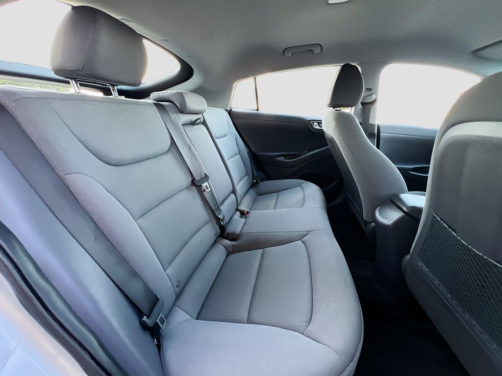 2022 Hyundai IONIQ PLUG-IN HYBRID SE