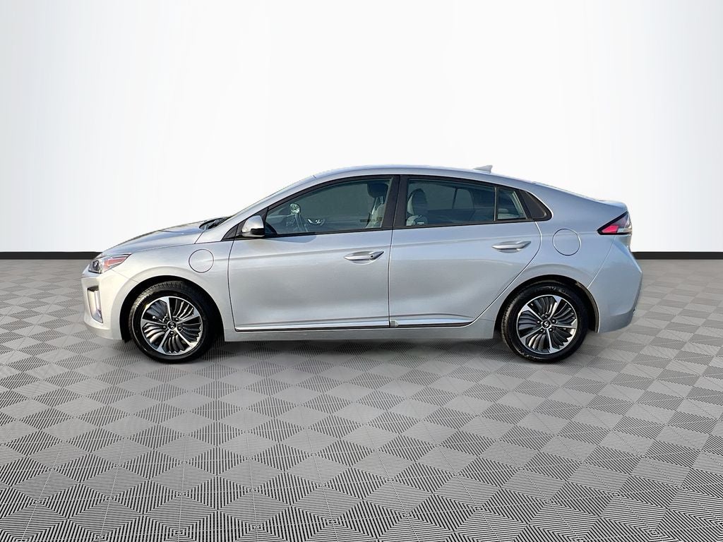 2022 Hyundai IONIQ PLUG-IN HYBRID SE